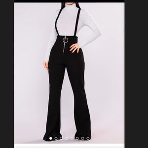 NEW Fashion Nova suspender jumpsuit
